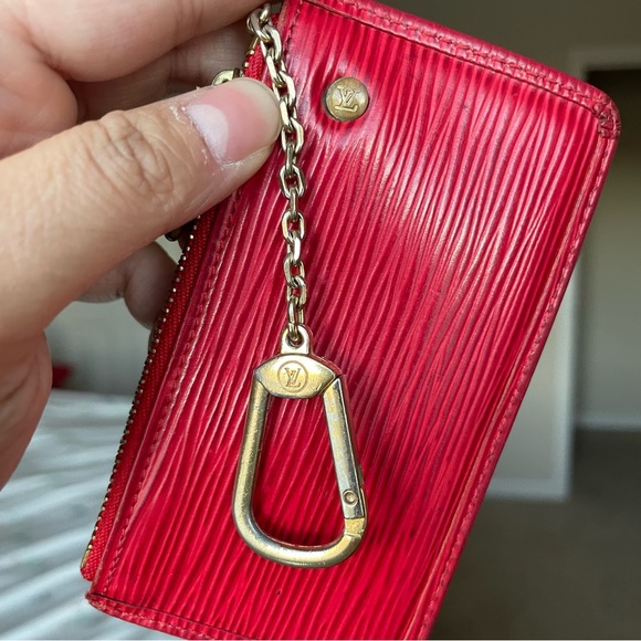 Louis Vuitton Red Epi Key Cles - Picture 7 of 16